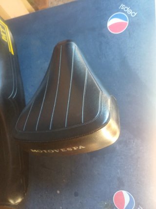 Vespino .Asiento Moto MOTOVESPA Scooter Negro