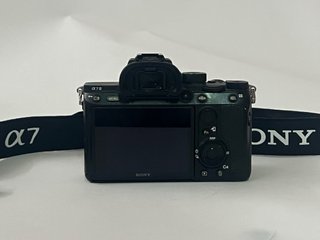 Sony Alpha 7 III Cámara - 49414 disparos