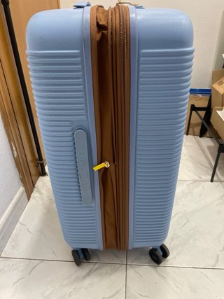 Maleta Delsey Azul y Dorada