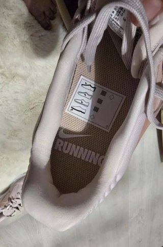 Zapatillas Nike Beige/Rosa