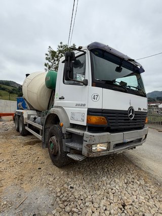 Hormigonera Mercedes Atego 2629