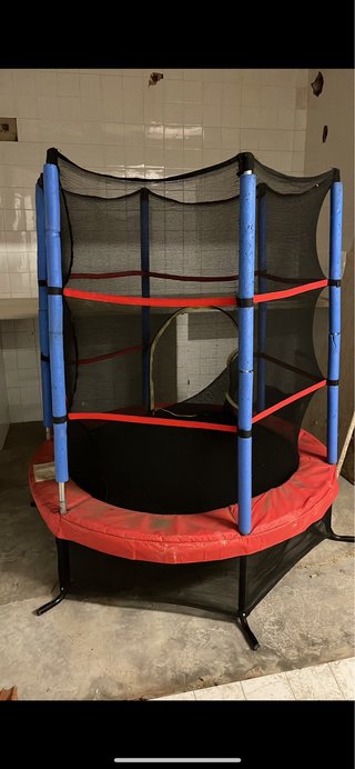 Cama elástica infantil con red de seguridad