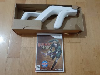 Nintendo Wii Zapper + Link's Crossbow Training