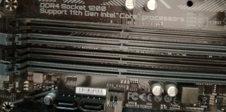Ordenador por piezas CPU, PSU, Placa Base, Caja
