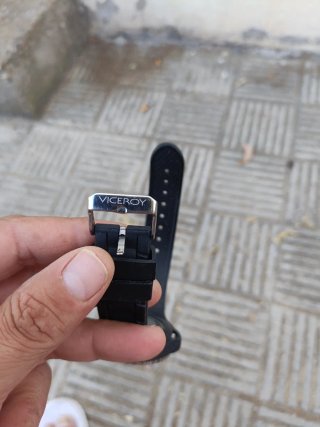 Reloj Viceroy Negro y Dorado