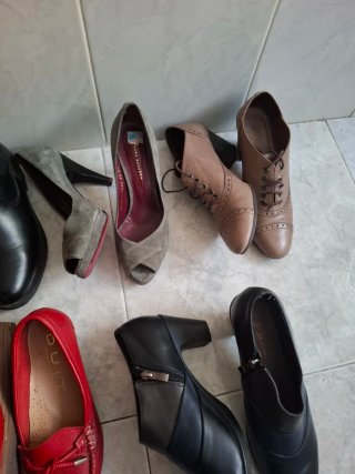 Lote 5 calzados Piel mujer Talla 37 por 20€