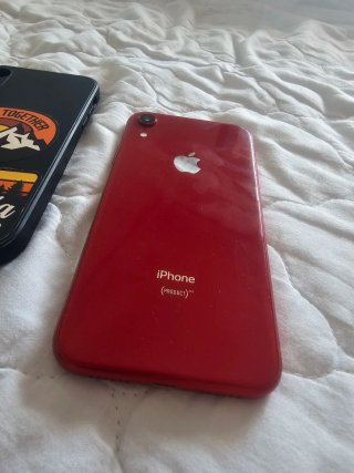 iPhone XR 256GB Rojo
