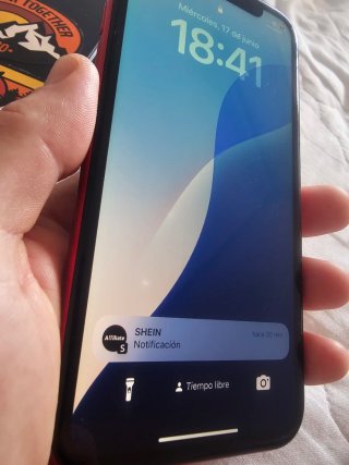 iPhone XR 256GB Rojo