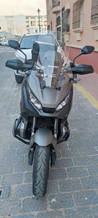Honda X-ADV 750cc Gris