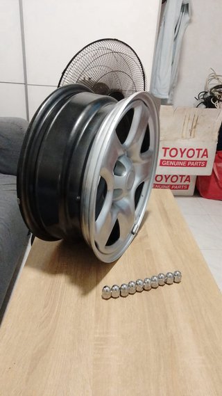 Llanta Toyota RAV4