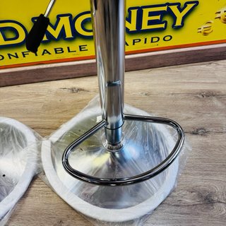 2 Sillas de Barra Rojas y Blancas