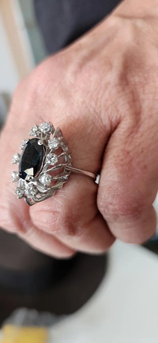 Sortija Cartier Zafiro y Diamantes Azul Plata
