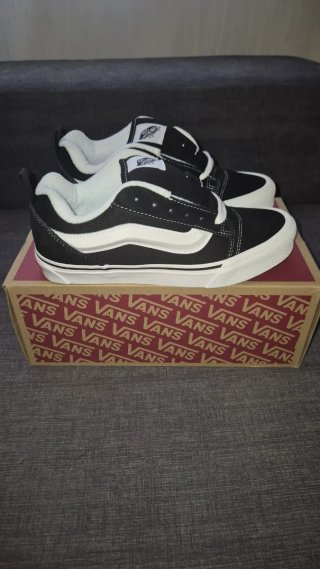 Vans Knu Skool Unisex Negro/Blanco