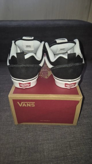 Vans Knu Skool Unisex Negro/Blanco