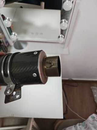 Tubo de escape carbono