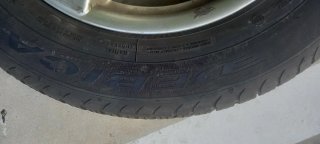 4 Llantas de Aluminio con Neumáticos