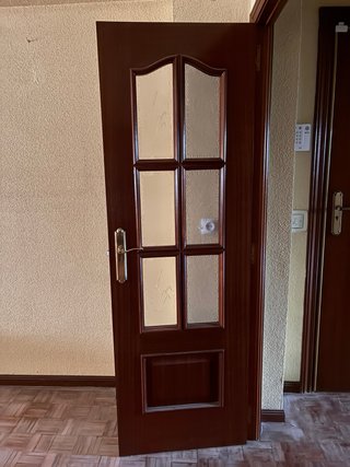 Puerta de madera maciza interior