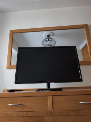 Televisión LG Negra