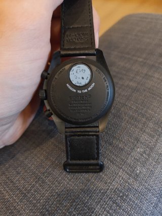 Omega x Swatch MoonSwatch Snoopy