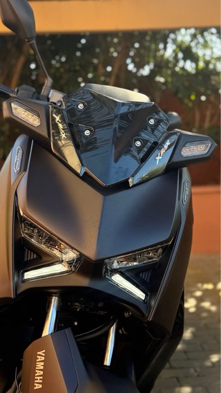 Yamaha XMAX 300 Tech MAX MAGMA  2025