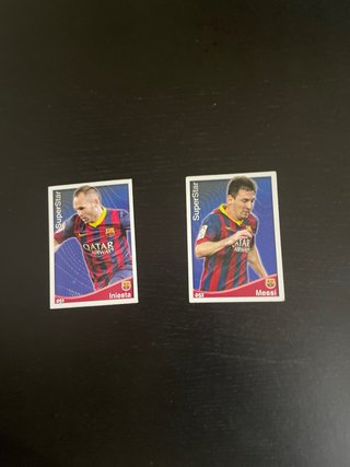 Cromos de fútbol Iniesta y Messi
