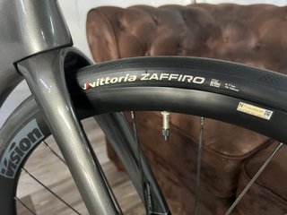 BERRIA BELADOR CARBON 105 G5703