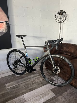 BERRIA BELADOR CARBON 105 G5703