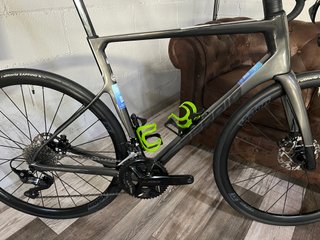 BERRIA BELADOR CARBON 105 G5703
