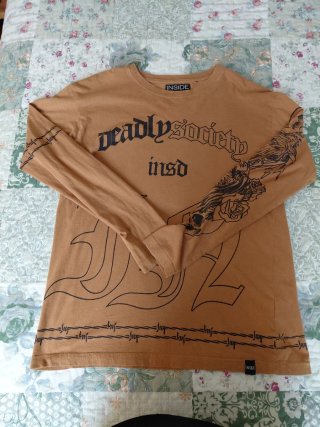 Camiseta Inside manga larga marrón