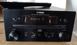 YAMAHA BRX 750 Tuner, CD/DVD/Blu-ray 3DTM