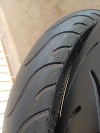 Juego Michelin Pilot Street 100/80-17 y 130/70-17