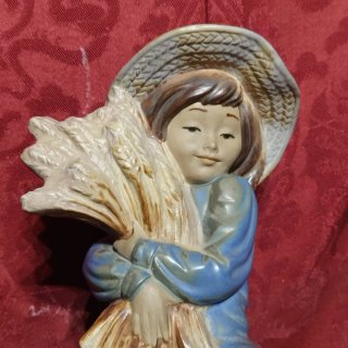 Figura Nao Lladro Niña con Trigo