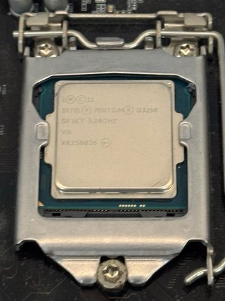 Pack Componentes PC: Placa Base, Fuente, Disipador