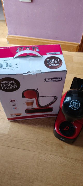 Macchina da caffè Dolce Gusto Infinissima rossa