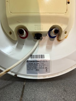Calentador Ariston LYDOS Negro/Blanco ROTO REPARAR