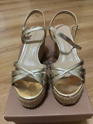 Sandalias doradas cuña esparto talla 35