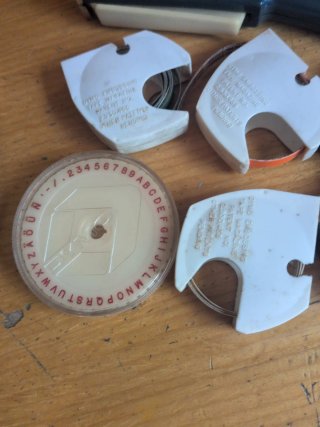 Etiquetadora Dymo M10 con estuche