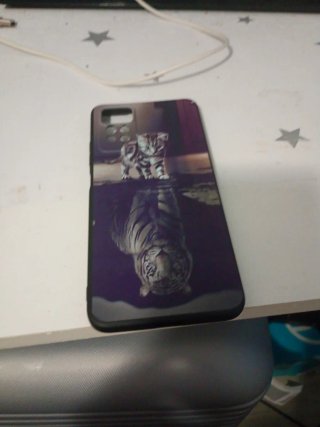 Funda móvil transparente con piñas y purpurina