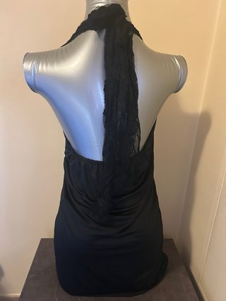 Mini abito nero con pizzo