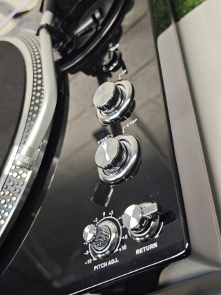 Tocadiscos Vinilo Negro Vintage con Preamp