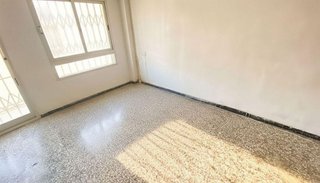 Piso en venta en El Grau en Valencia