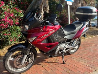 Honda Varadero XL 1000 V - Moto Aventura