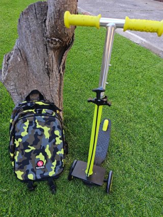 Patinete Roll Run City Roller con mochila extraíbl