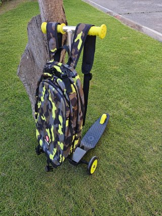 Patinete Roll Run City Roller con mochila extraíbl