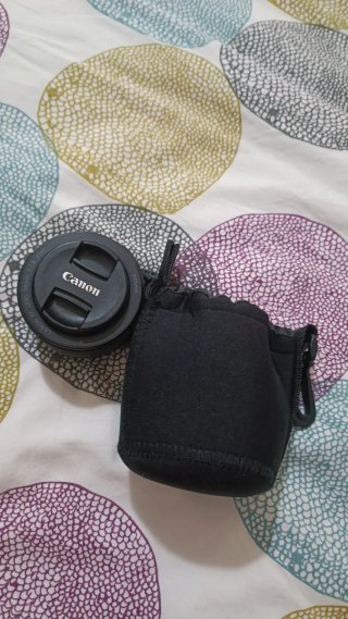 Canon EF 50mm f/1.8 STM