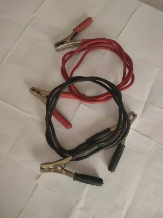 Cables de arranque con pinzas