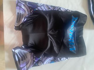 Traje Ciclismo Niño Calavera 25€ cada conjunto