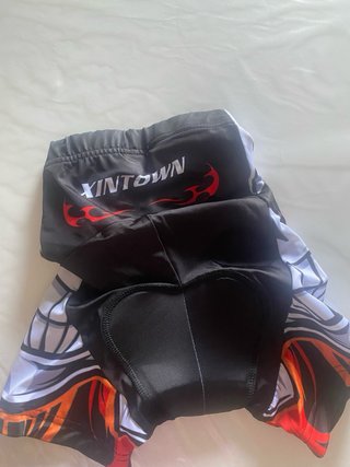 Traje Ciclismo Niño Calavera 25€ cada conjunto