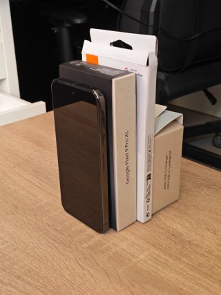 GOOGLE PIXEL 9 PRO XL + FUNDA SPIGEN + CARGADOR