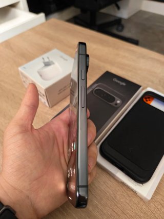 GOOGLE PIXEL 9 PRO XL + FUNDA SPIGEN + CARGADOR